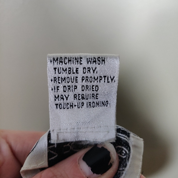 ⭐Liz Roberts | Women's Vintage Butterfly  Skirt - Picture 3 of 6